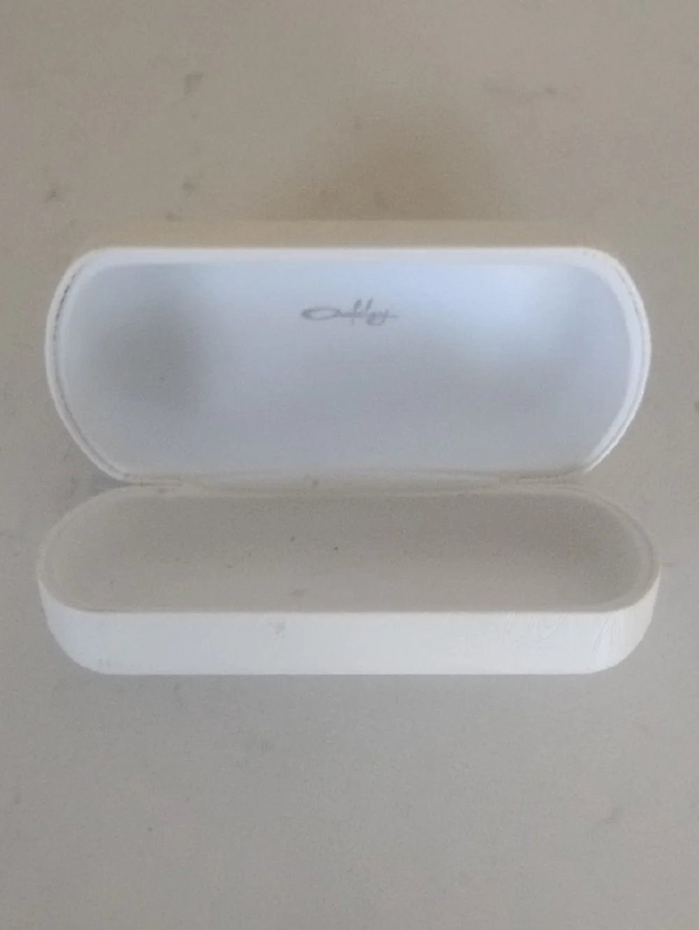 Oakley White Hard Shell Eyeglass Case